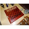 Image 1 : CHESS BOARD AND MEN