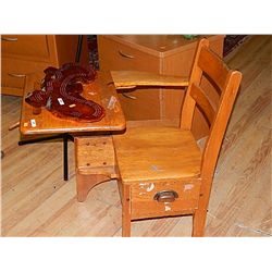 WOOD STUDENT DESK
