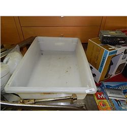 RESTRAUNT DISH BIN