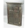 Image 1 : A George III oak hanging corner cabinet with a panelled door Est. 150/250...