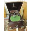 Image 1 : Victrola model VV-IX player, as found