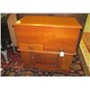 Image 1 : antique dry sink