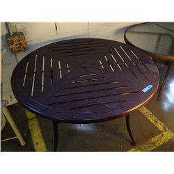 ROUND METAL PATIO TABLE
