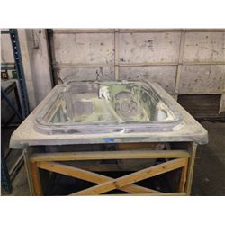 "CYPRESS" HOT TUB MOLD (3 PERSON) W/ FLOOR MOLD