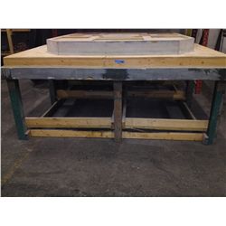 UNIVERSAL VACUUM FORMING TABLE