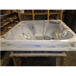 "SIENNA HOT TUB MOLD (6 PERSON)