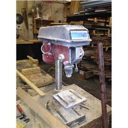 TABLE TOP 5 SPEED DRILL PRESS