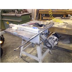 TABLE SAW