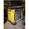 Image 1 : DEWALT TABLE TOP PLANER
