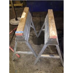SET OF SAW HORSES