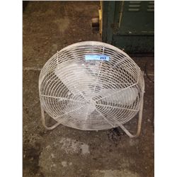 FLOOR FAN