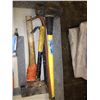 Image 1 : SLEDGE HAMMER/AXE/2 CROW BARS/HAMMER