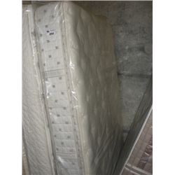 QUEEN SIZE MATTRESS - MATTRESS ONLY