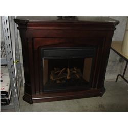 FIREPLACE MANTEL WITH ELECTRIC FIREPLACE INSERT - STORE RETURNED ITEM