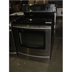 SAMSUNG STAINLESS STEEL WITH BLACK GLASSTOP STOVE - STORE RETURNED APPLIANCE