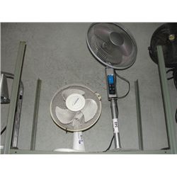 SYLVANIA FLOOR FAN AND A WINDEMERE OSCILLATING FAN