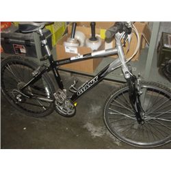 GIANT 21SP MOUNTAIN BIKE