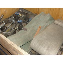 LARGE WOODEN CRATE FILLED WITH CONSTRUCTION STRAPPING, LIFTING LINES, VALVE SETS, ETC