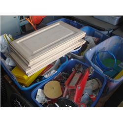 PALLET LOT OF 6 TOTES FILLED WITH ASSORTED SHOP TOOLS, HARDWARE AND MISC