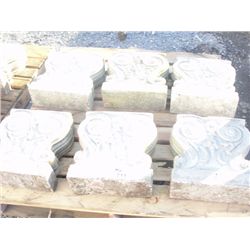 PALLET LOT OF 6 CONCRETE DECORATIVE YARD PEDESTALS