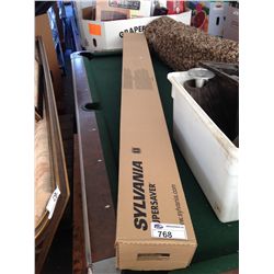 BOX OF SYLVANIA SUPER SAVER FLUORESCENT LIGHT BULBS