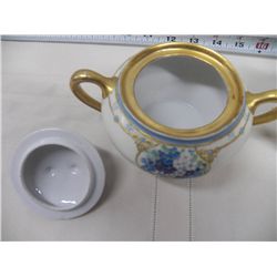Vintage Cream & Sugar