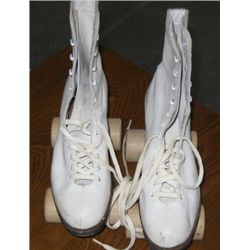 Vintage Chicago Brand  White Roller Skates
