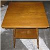 Image 1 : Vintage Lamp/End Table.