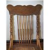 Image 4 : Cain Bottom Rocker