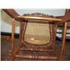 Image 5 : 2-Cain Bottom Chairs