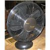 Image 2 : Accutek Oscillating 12" Fan