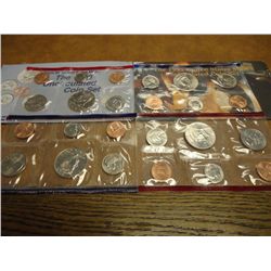 1995 & 1998 US MINT SETS P/D (WITH ENVELOPES)