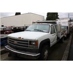 1991 CHEVROLET 3500 HD, DUMP TRUCK, WHITE, VIN # 1GBKC34N7MJ108644