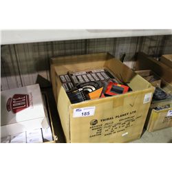 LOT OF ASSORTED GUITAR PARTS