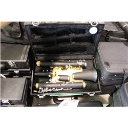 CLASSIC CLARINET WITH HARD CASE