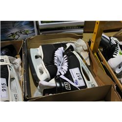 PAIR OF CCM TACKS SIZE 8.5 SKATES