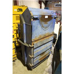WESPRESS VERTICAL BALER