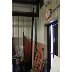 LARGE DROP DOWN PROJECTION SCREEN - APPROX 12FT