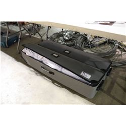 2 TRADESHOW DISPLAYS IN BAGS