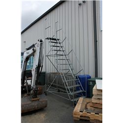 13FT MOBILE SHOP STAIRS