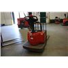 Image 2 : RAYMOND 840-FRE60L, 6000LBS ELECTRIC RIDE ON PALLET MOVER