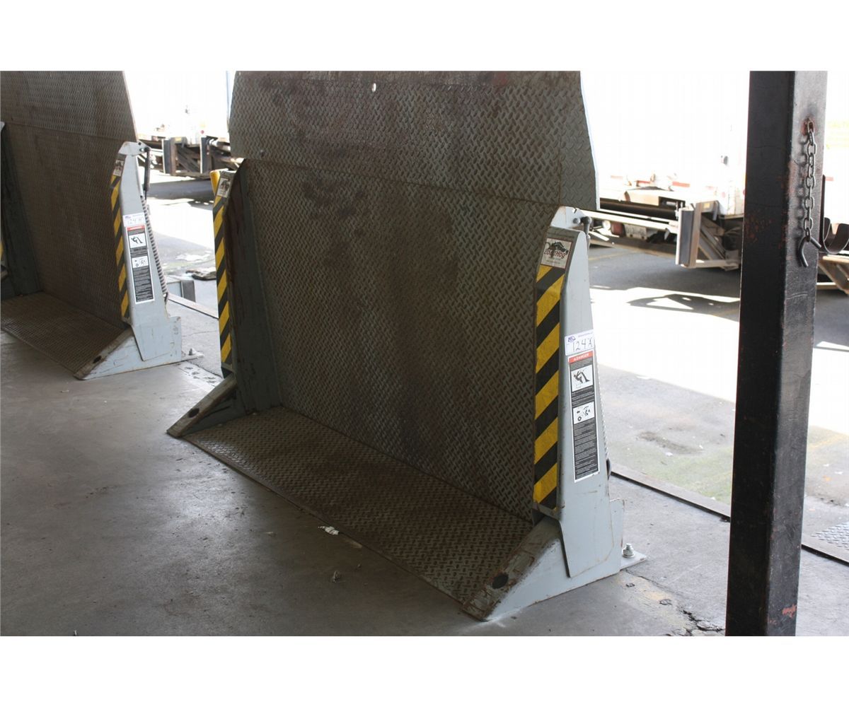 LOADHOG 4FRONT DOCK PLATE