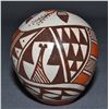 Image 3 : ACOMA POTTERY SEED JAR