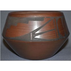 SANTA CLARA POTTERY VASE