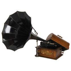 Edison Triumph Phonograph w/ Triumph Horn