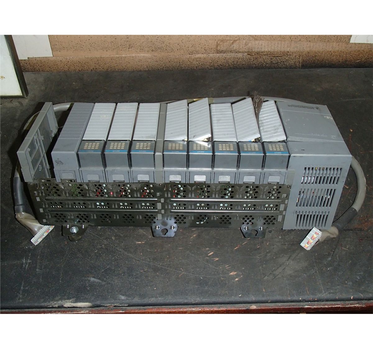 Allen Bradley 10 Slot I/O Chassis, #1771-A10