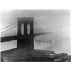 Image 1 : Brooklyn Bridge in fog, New York