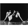 Image 1 : Marylin with glass on knee