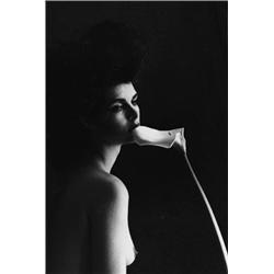 Frau mit Calla