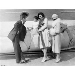 A little Chaplinesque Comedy for a little Chaplin